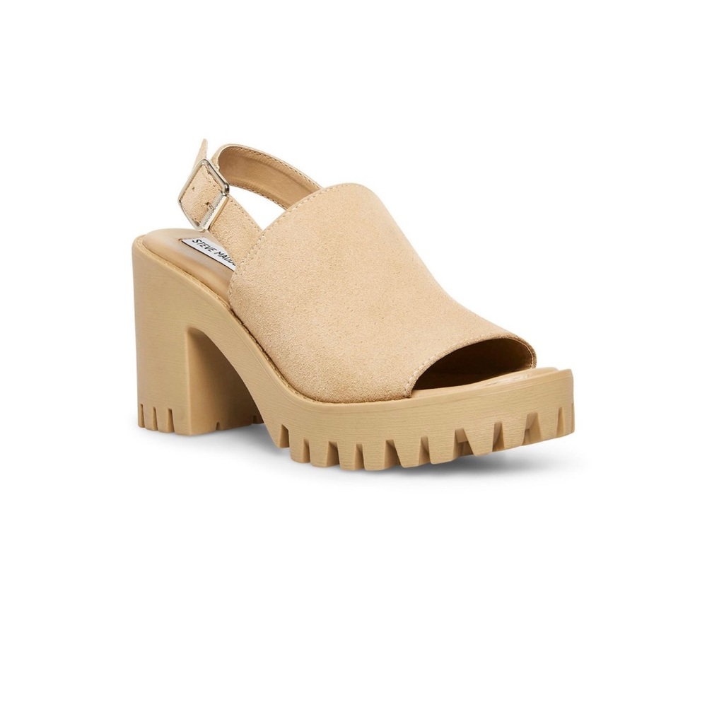 Steve Madden Women’s Sunnyside Lug Sole Sandal (size 9)